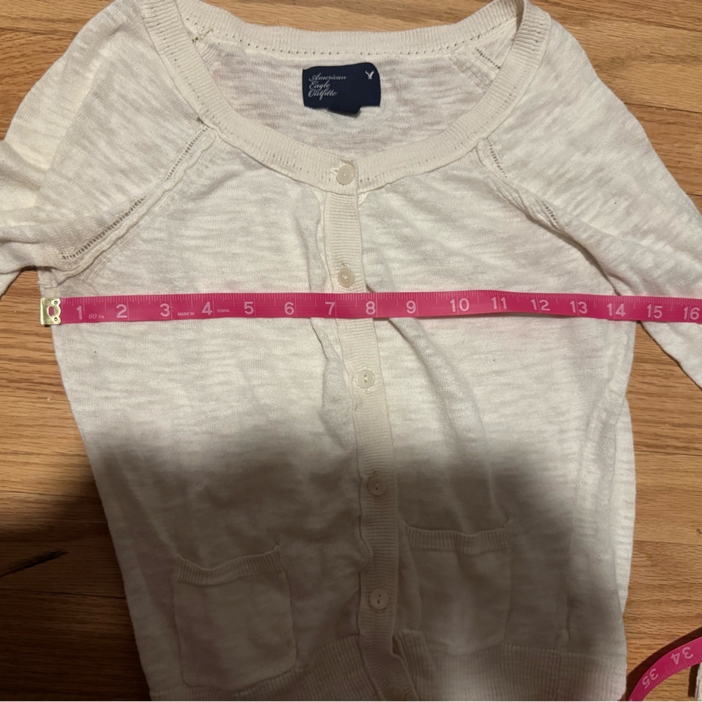 American Eagle creme colored cardigan - Picture 4 of 8